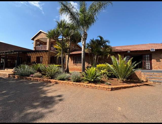 FARM FOR SALE IN DERDEPOORT